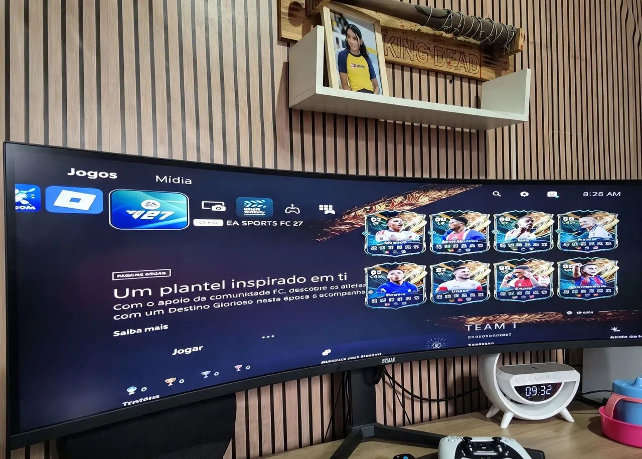 Monitor 49' curvo 5K Cepheus s49