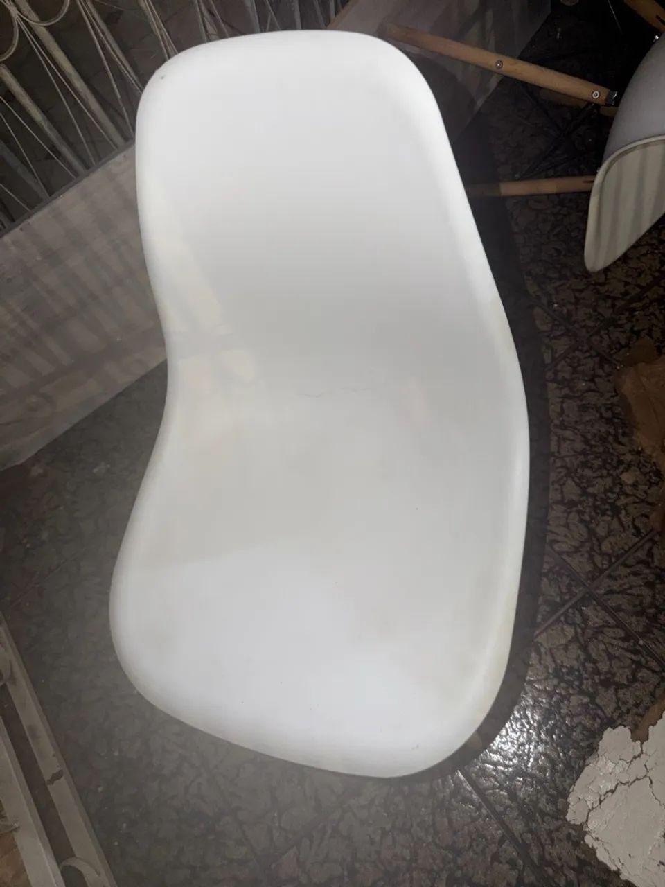 Cadeira branca - Foto 2