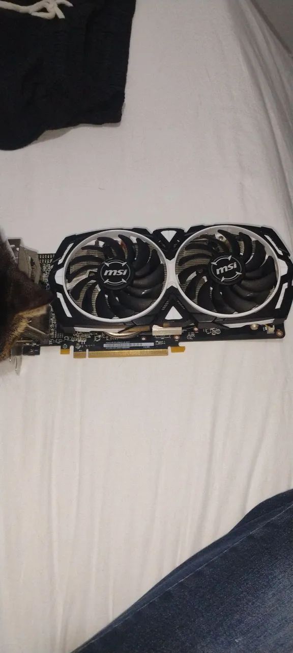 RX 570 4 gb.