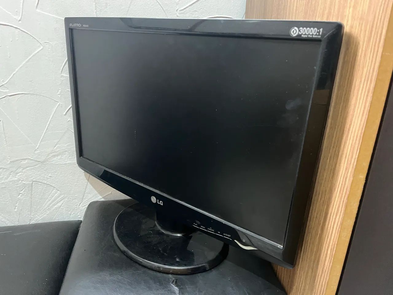 Monitor Lg flatron W2043s 20p Widescreen Base Fixa - Foto 2