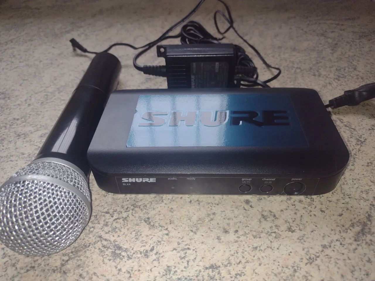 MICROFONE SEM FIO SHURE BLX4 