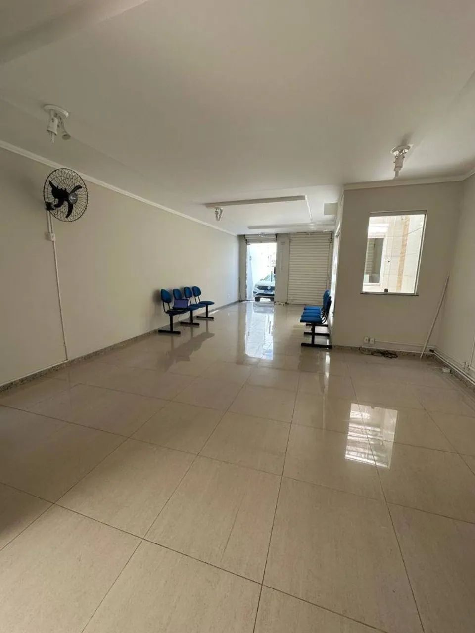 CASA COMERCIAL EM RUA PÚBLICA - SÃO JOSÉ - Foto 4