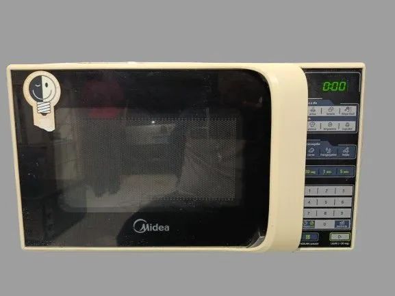 Microondas Midea 20 L funcionando perfeitamente  - Foto 3