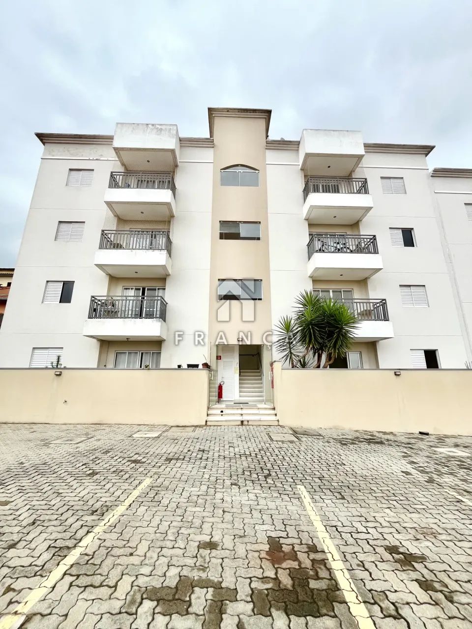 Apartamento Padrão em Jacareí