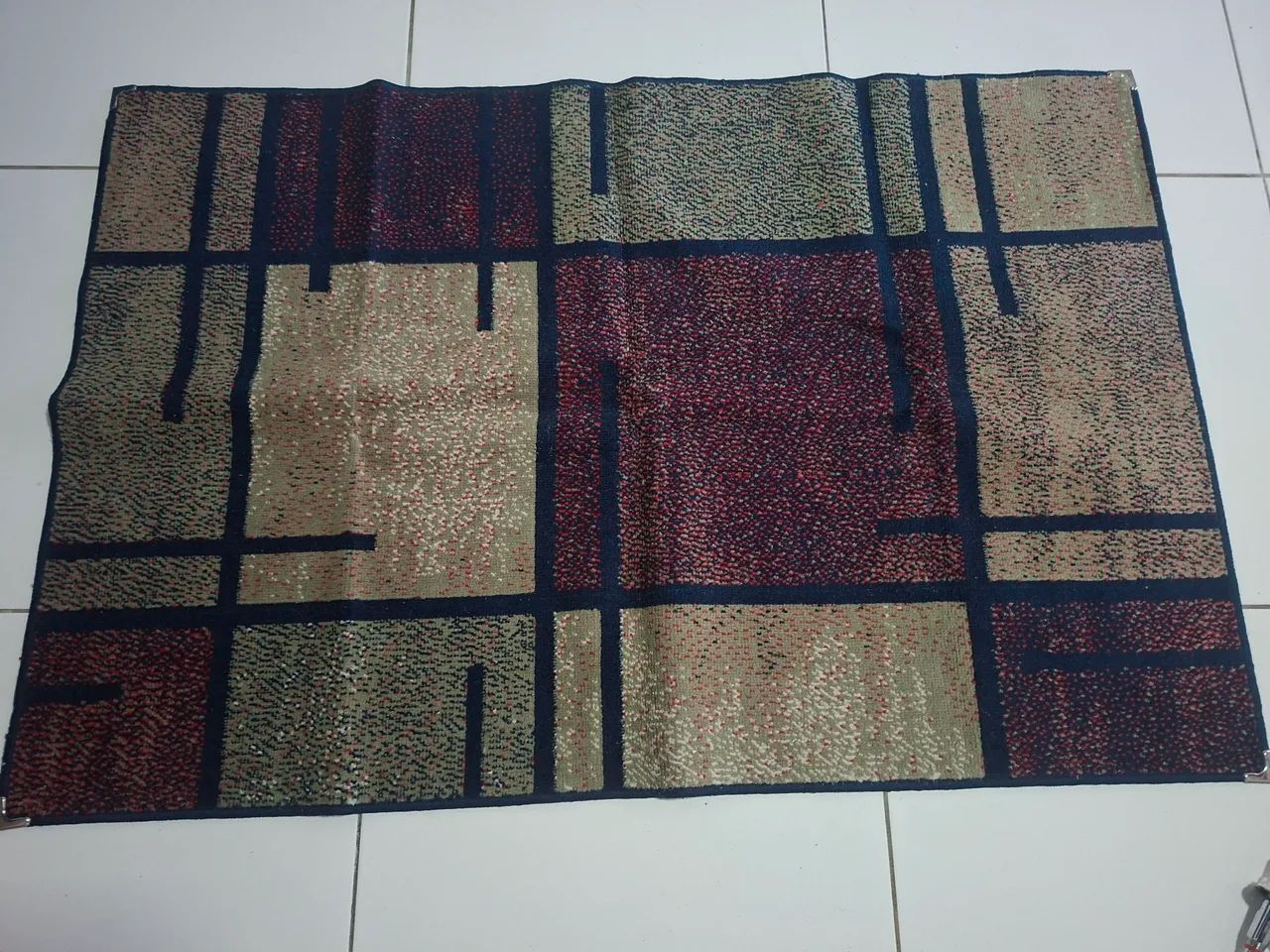 Tapete sala - quarto  andino. 150×95 usei por uma semana.