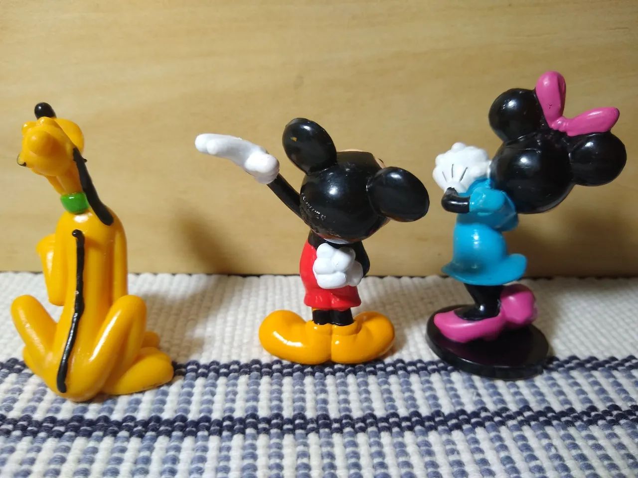 Miniaturas Mickey,Minie e Pluto da aplaude  - Foto 3