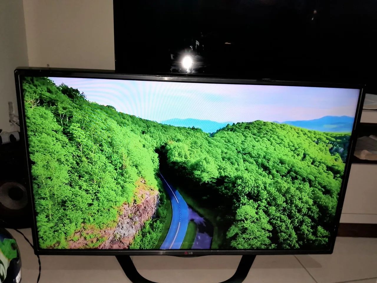 TV LG SMART 42 POLEGADAS  - Foto 3