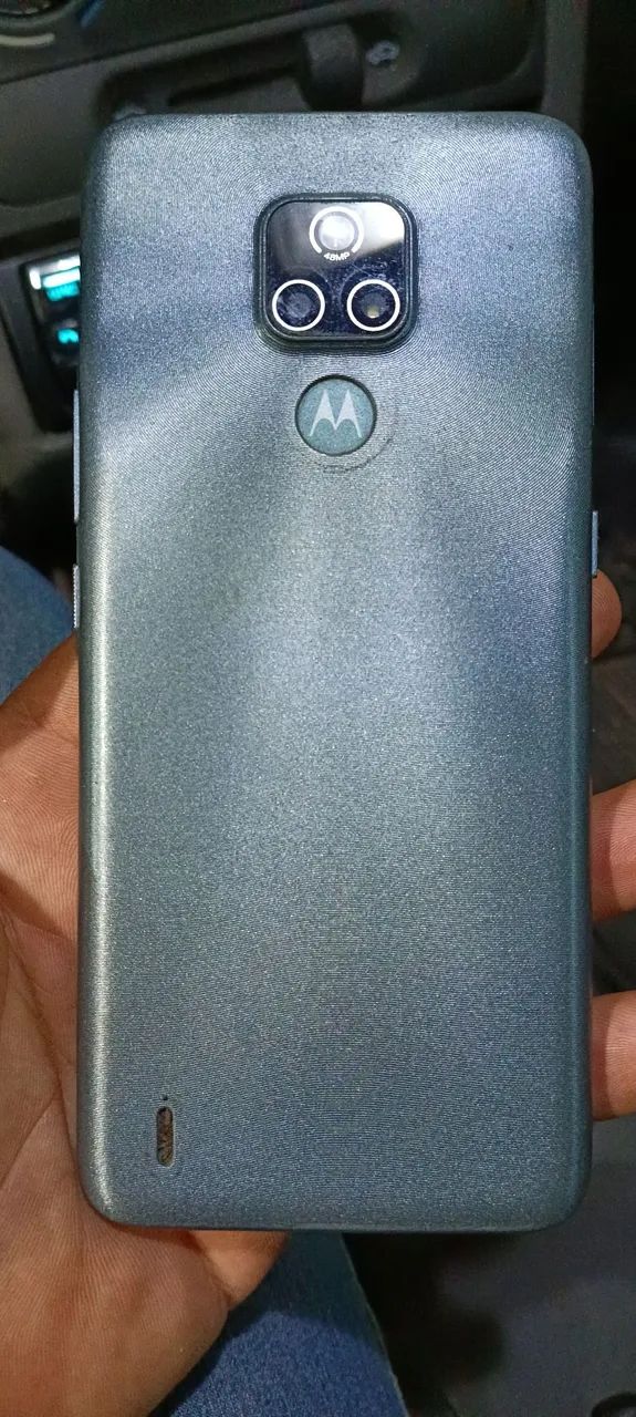 CELULAR MOTO E 7 IMPECÁVEL  - Foto 2