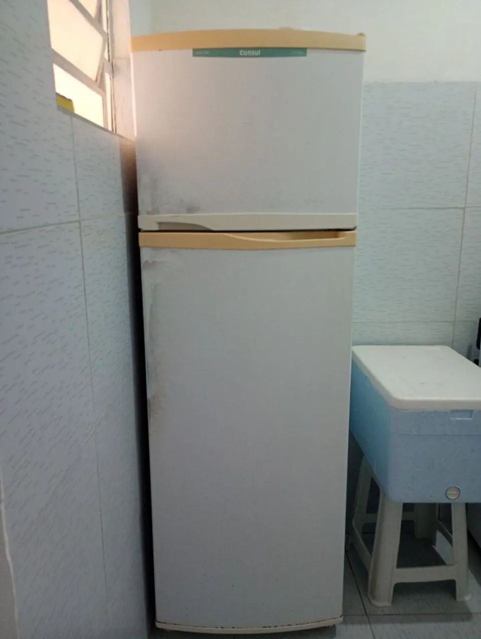 Vendo Geladeira Consul usada(não funciona)