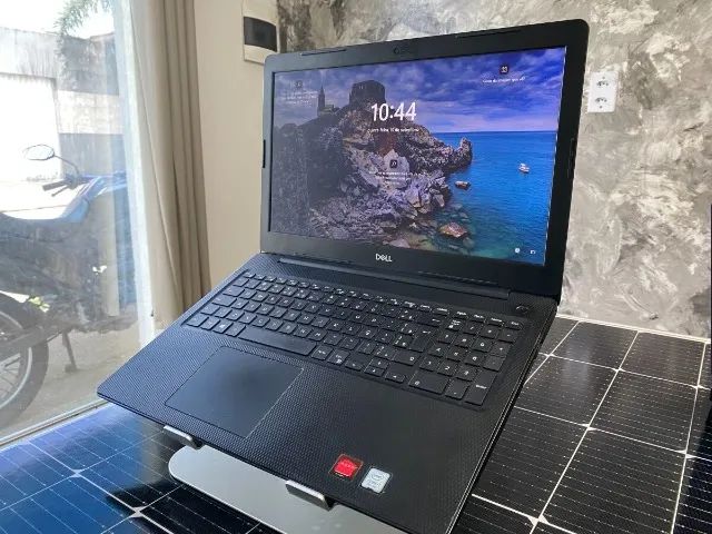 ?Notebook Dell Processador: Intel®? Core? i7 - 8° Geração Placa de vídeo: Radeon (TM) 52