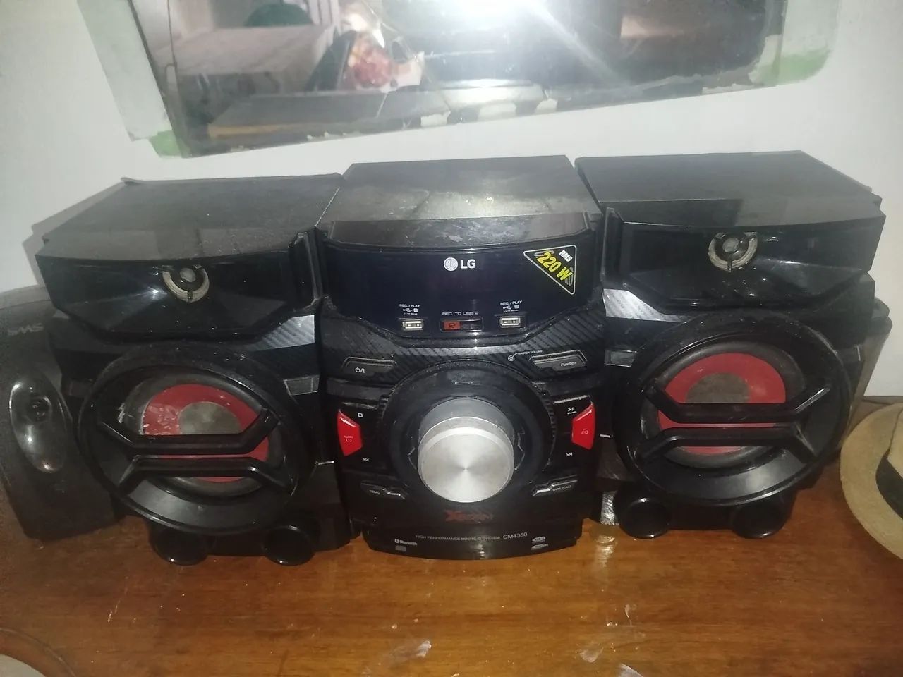 Vendo Mini System LG CM4350 (220W RMS)
