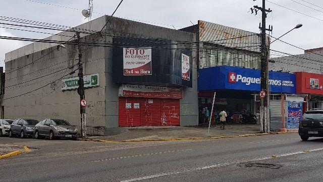Excelente Prédio Comercial de Esquina, 440 m2, lado da sombra, ideal para farmácias, lojas - Foto 2