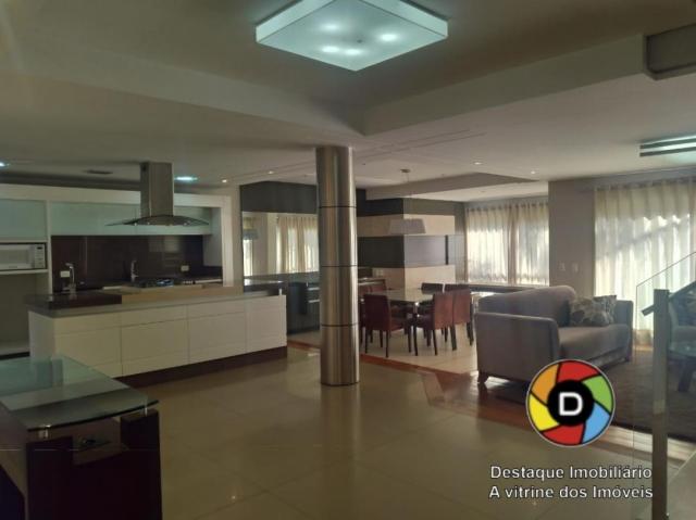 Linda de alto padrão com sala cinema privado e pertinho do centro. - Foto 8