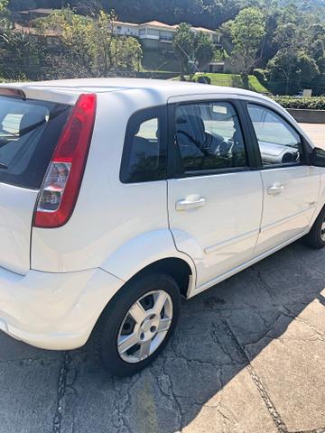 (FINANCIO) (RARIDADE) Ford fiesta class 09/09, completíssimo, doc ok, com apenas 50 mil km - Foto 6