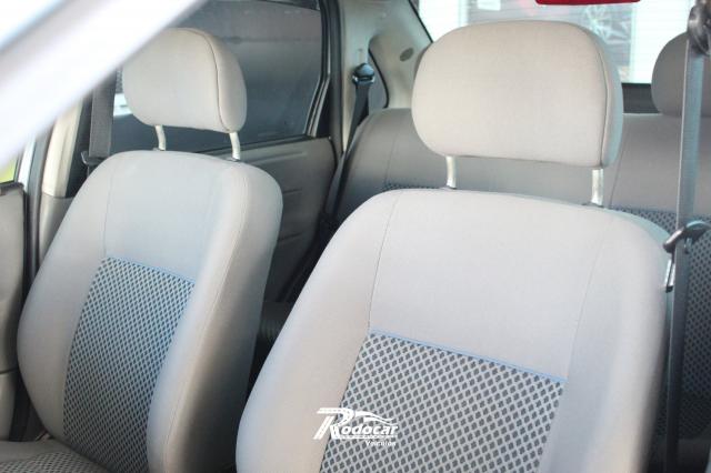 Chevrolet GM Corsa Sedan Classic 1.0 Prata - Foto 6