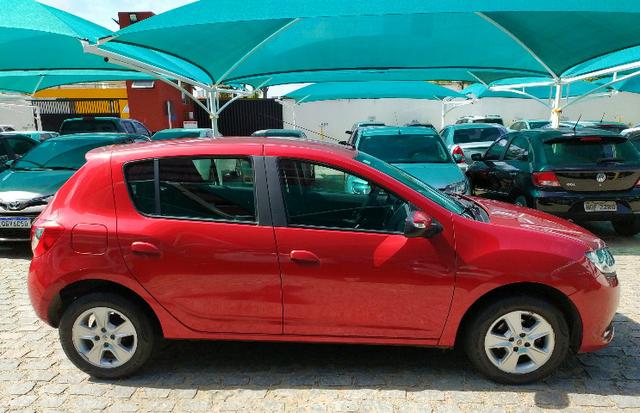 Sandero Automático 2015, Top de Linha. 22000km - Foto 3