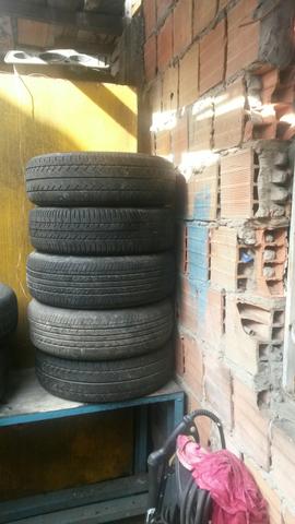 Vendo um jogo de aro 13 com pneu 450