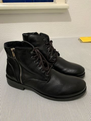 khelf botas
