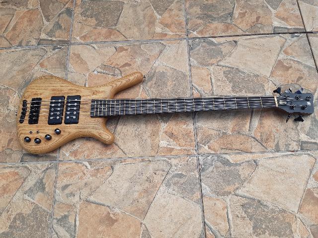 Baixo Warwick Corvette Double Buck 5 Made in Germany