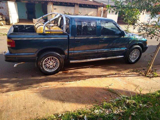 S10 executive trio elétrico GNV muito conservada - Foto 3