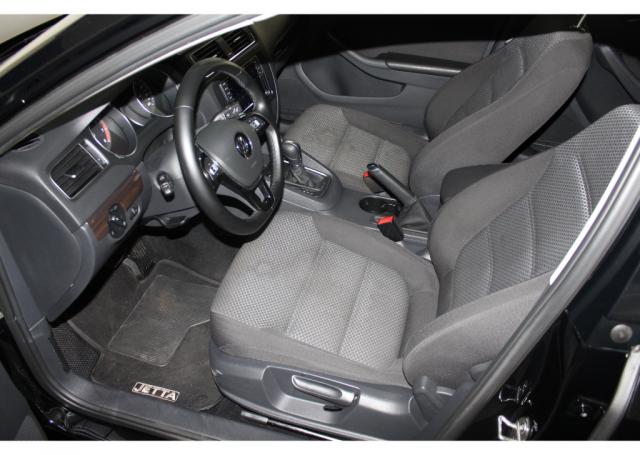 VolksWagen Jetta 2.0 Comfortline Flex 4P Tiptronic - Foto 7