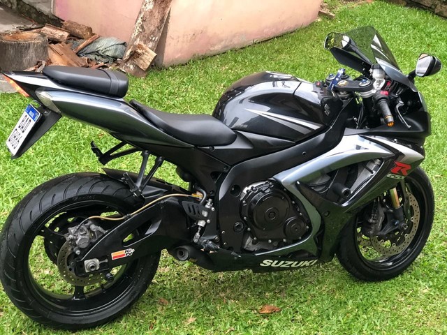 SUZUKI GSXR 750