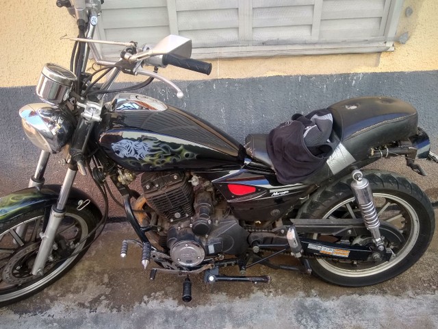 MOTO KASINSKI MIRAGE 150
