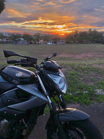 YAMAHA XJ6