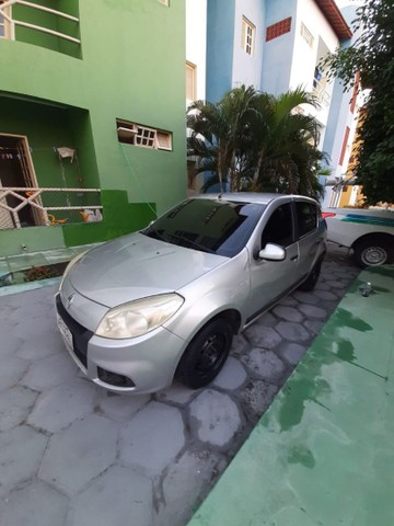 RENAULT SANDERO 1.0 2012