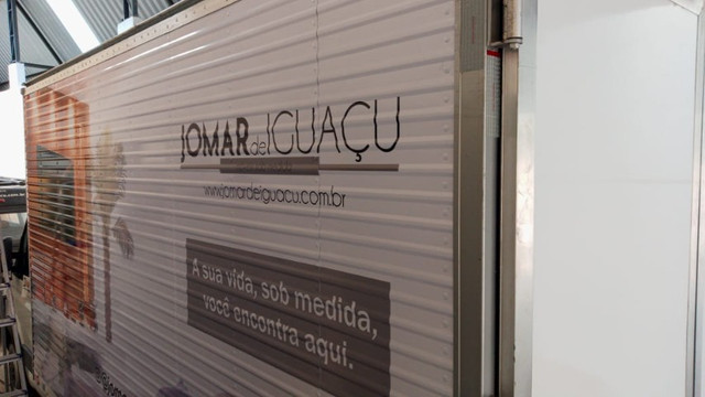 Envelopamento de veículos, sinalização e plotagem - Foto 3