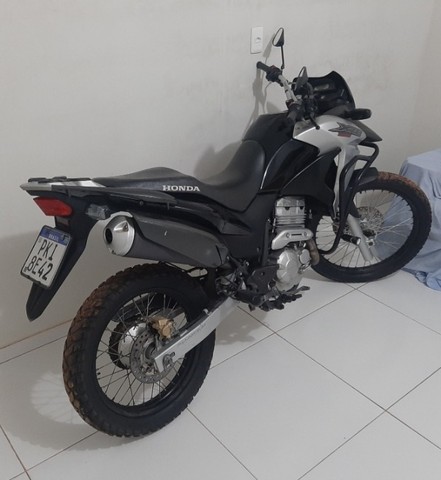 MOTO MUITO BOA E BARATA