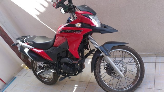 MOTO HONDA XRE 190  MODELO: 2017  EM ÓTIMO ESTADO DE CONSERVAÇÃO
