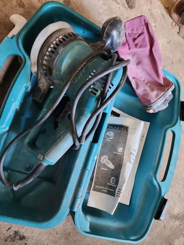 Lixadeira Rotorbital Makita original USA nova com maleta - Foto 2