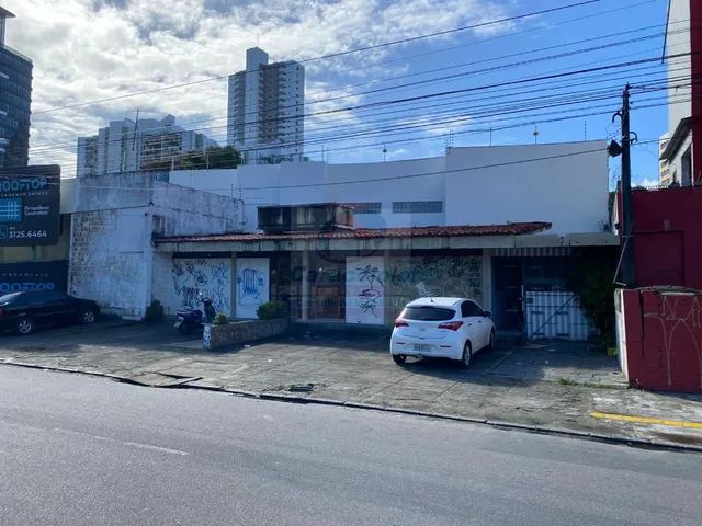 Ponto comercial na avenida Agamenon Magalhães, Carpina-PE