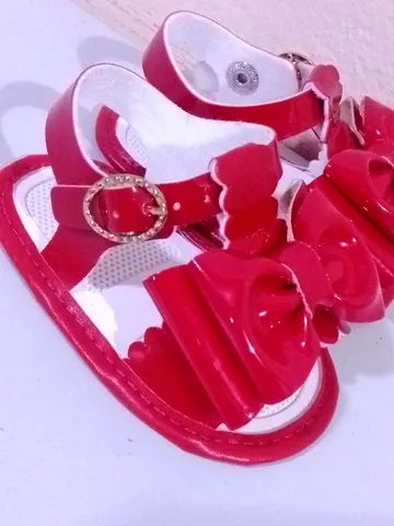 Sandália para bebê de 03 meses ou + olhar a medida na foto na cor vermelha  - Foto 6