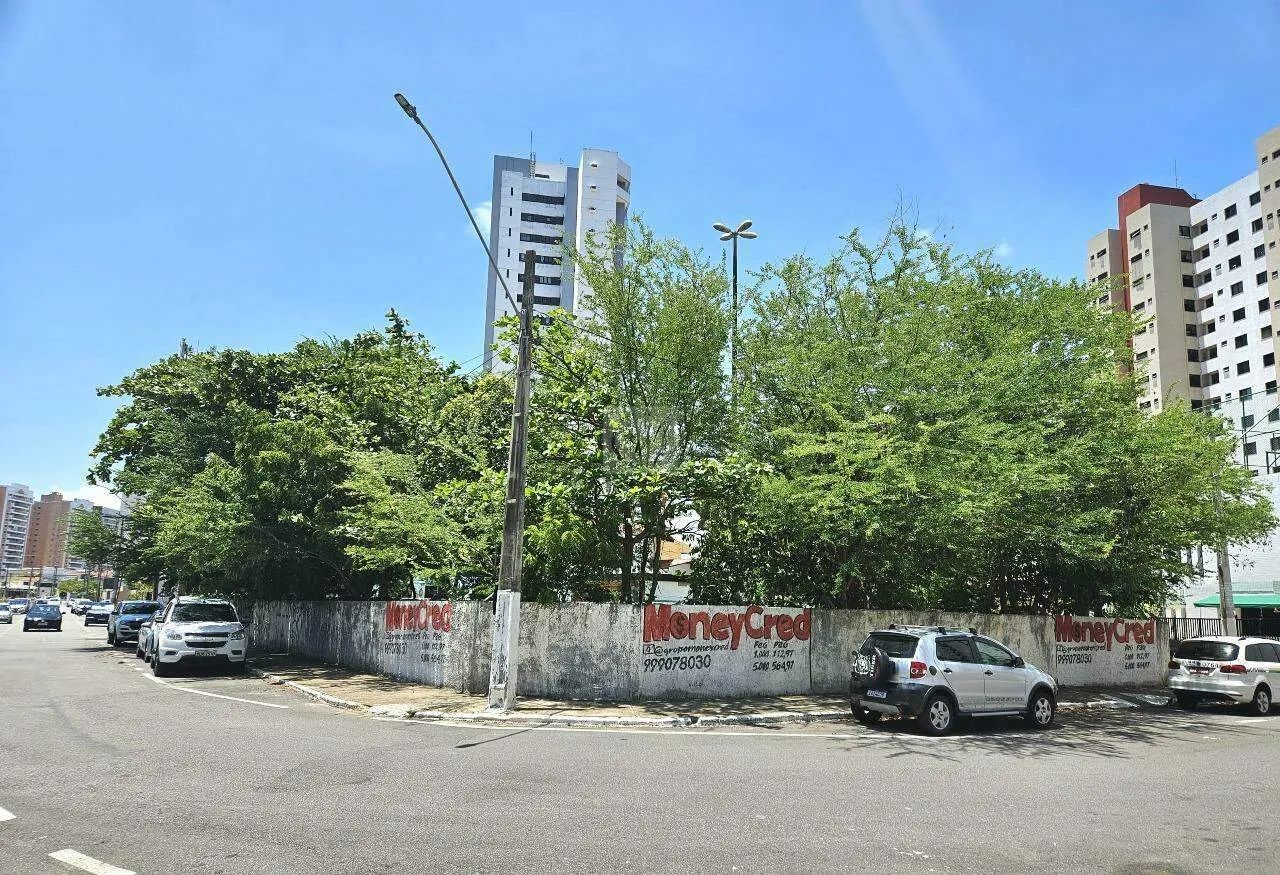 Terreno\Área à venda, Jardins - Aracaju/SE