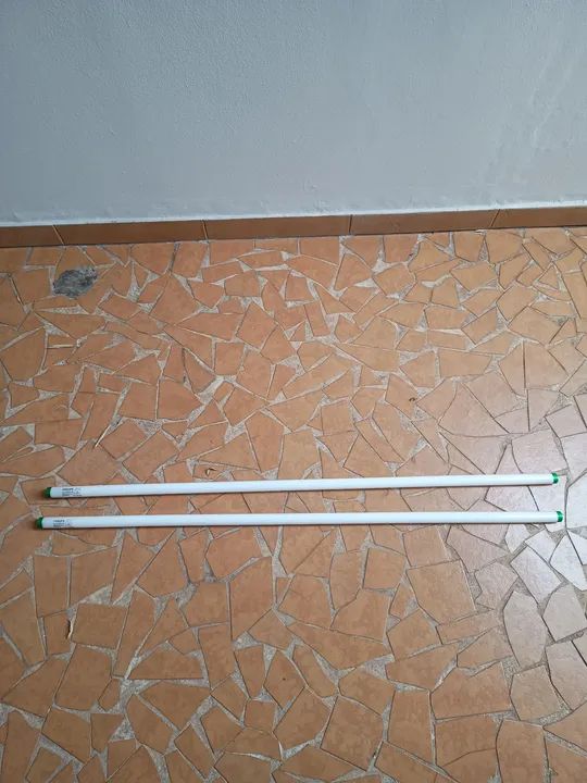 2 lâmpadas Philips fluorescentes - Foto 2