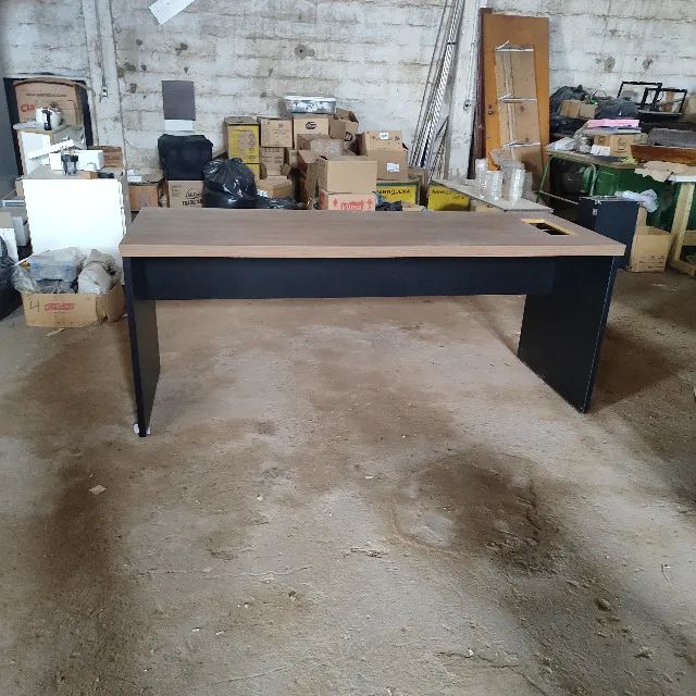 Mesa de Escritório Amadeirada - Estado de Nova - Foto 4
