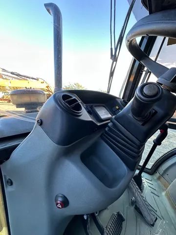 Retroescavadeira New Holland B110 2019 4x4  - Foto 6