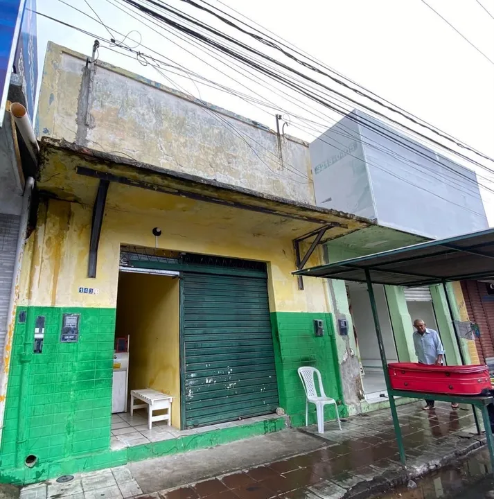 Prédio comercial no alecrim com 320m2
