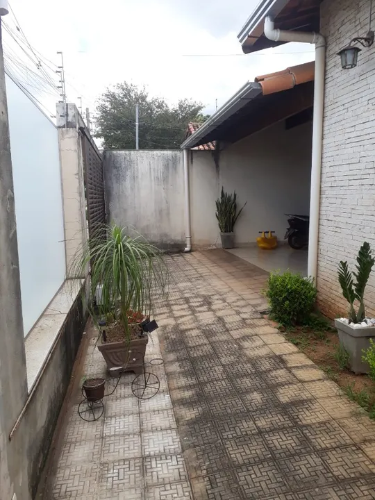 Vendo Ótima Casa no Carmo em Sete Lagoas, Mg