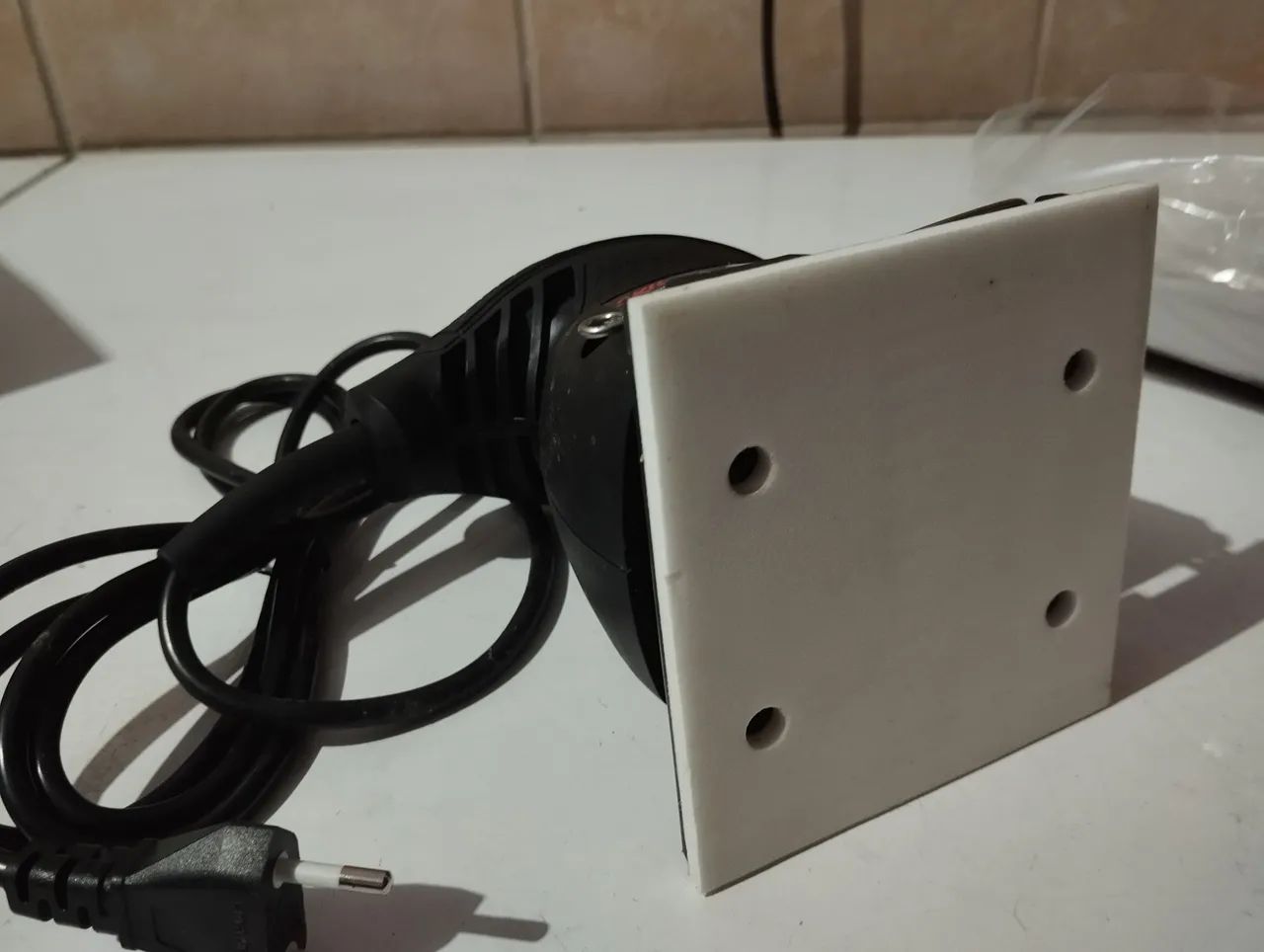 Plana e lixadeira de palma da marca Skil  - Foto 6