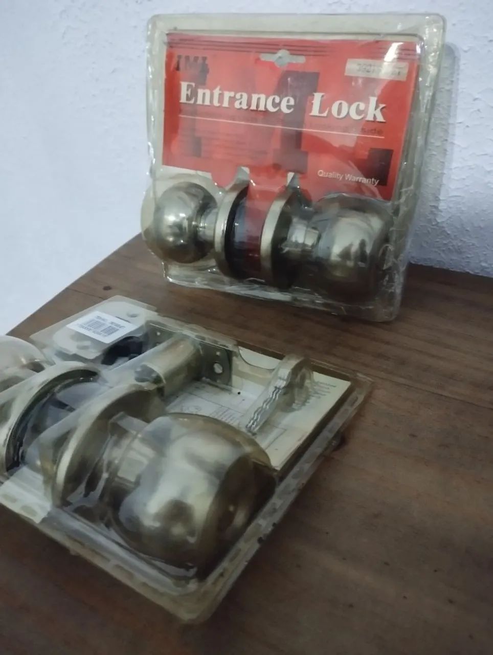 OFERTA! Fechadura em aço escovado tipo bola