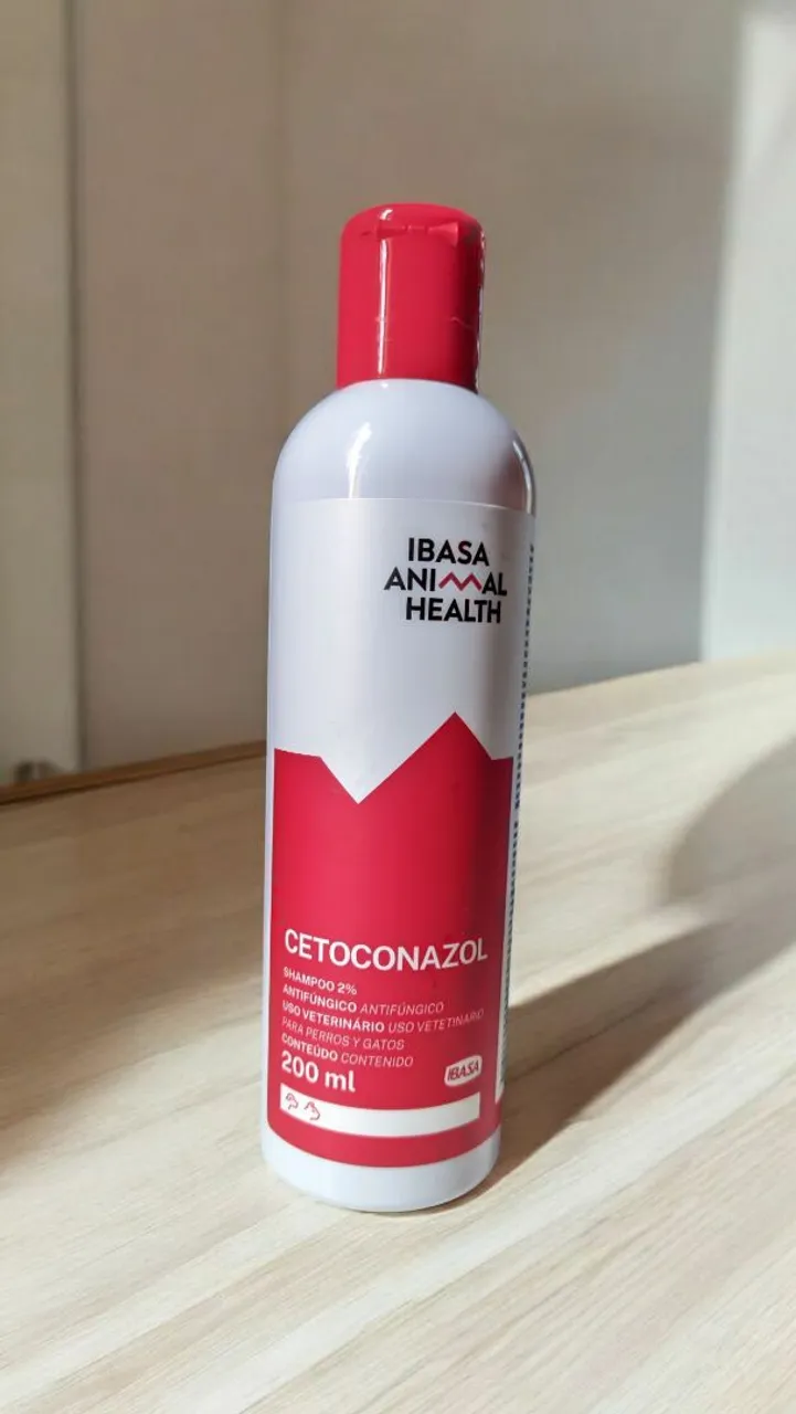 Shampoo Antifúngico Cetoconazol 2% - Ibasa Animal Health