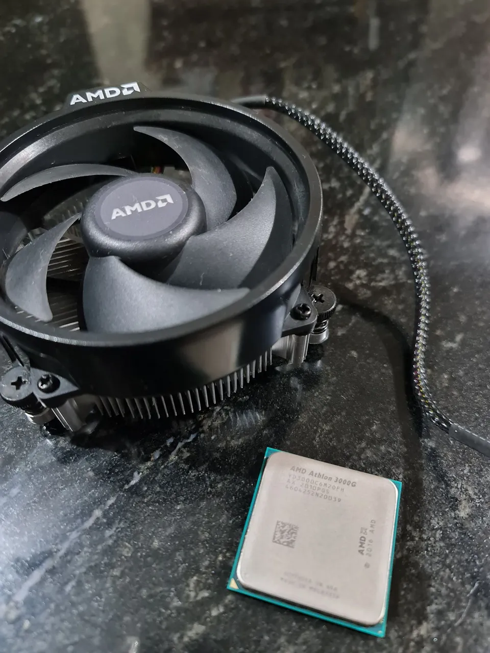 Processador AMD Athlon 3000G + Cooler AMD