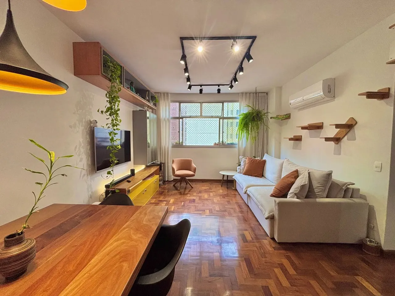 Maravilhoso apartamento no Coração do Flamengo, todo reformado e lindo, pronto para morar!