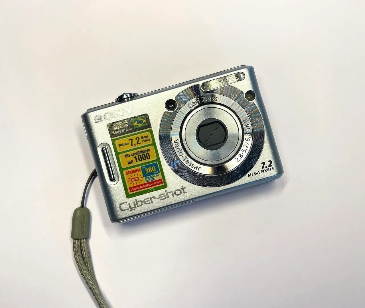 デジカメ　SONY　DSC-W35 有効720万画素CCD搭載、高感度ISO1000対応でブレに強い