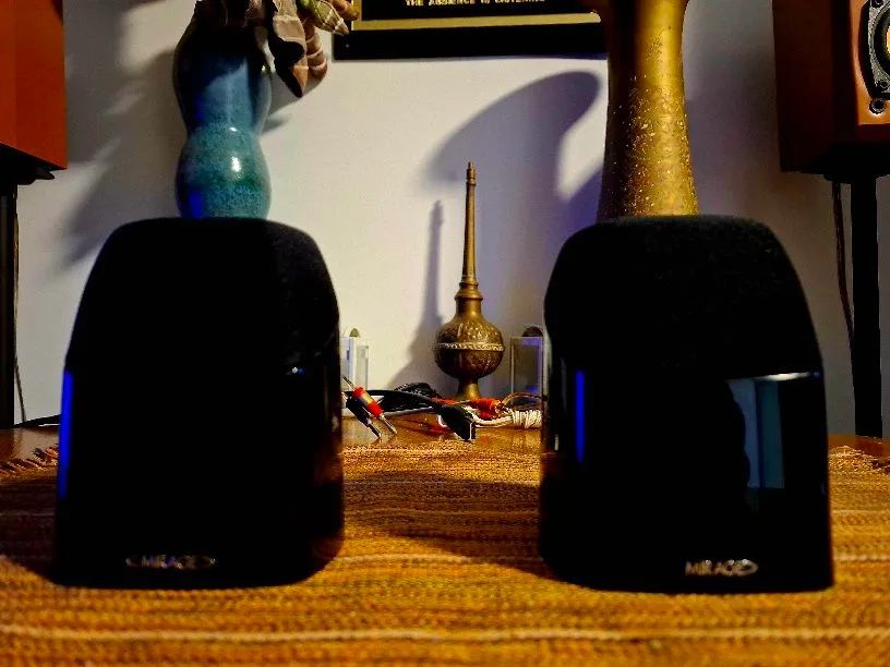 CAIXAS MIRAGE MX HT OMNIPOLAR 100w 8ohms Atmos / surround<br>Compactas e eficientes
