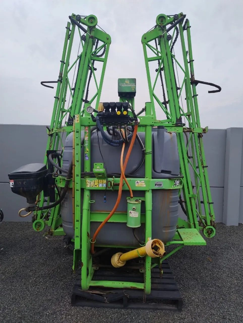 Pulverizador Agrimaster - AGM 800 20, 800 litros. Fabricação 2023