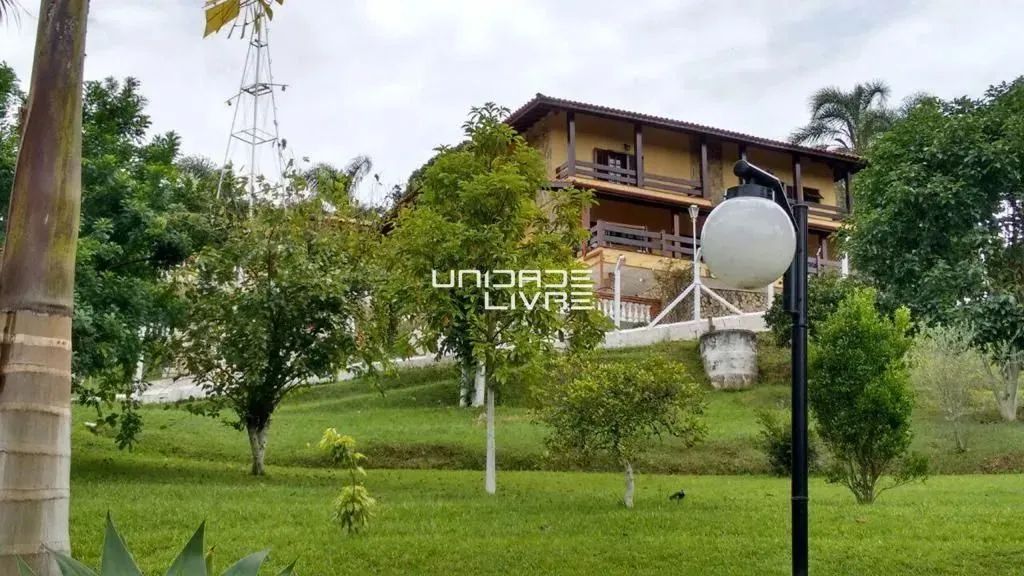 Sítio Mogi das Cruzes, 5 suítes, piscina e 5.000m² de terreno